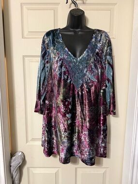 Cato Velvet V-Neck Tunic in Plum and Teal Lace Accent